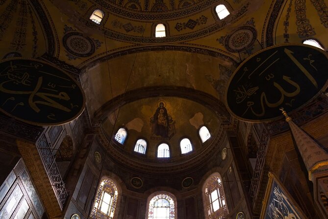 Full-Day Private Guided Cultural Tour of Istanbul - Basilica Cistern is the day’s atmospheric finish