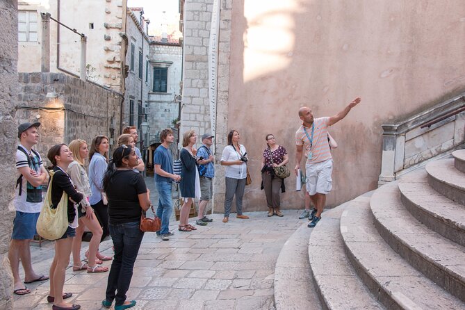 Game of Thrones & History of Dubrovnik Tour - Walking conditions, sound, and the 30-person limit