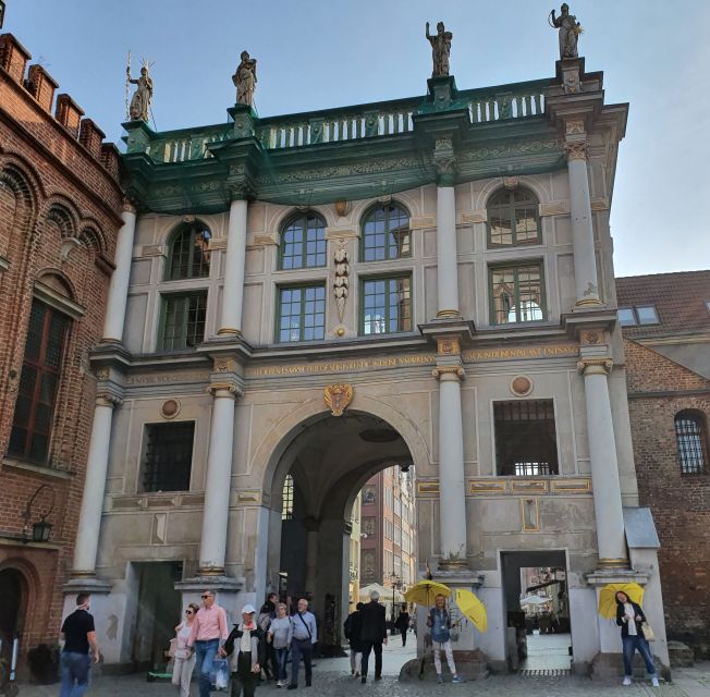 Gdańsk City Sights & History Guided Walking Tour in English - The Zuraw crane and Gdańsk’s working harbor