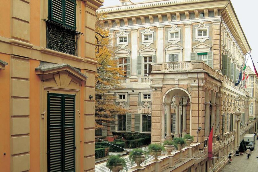 Genoa: 2-Hour Guided Walking Tour of the Historical Center - Who will get the most from this Genoa walk?