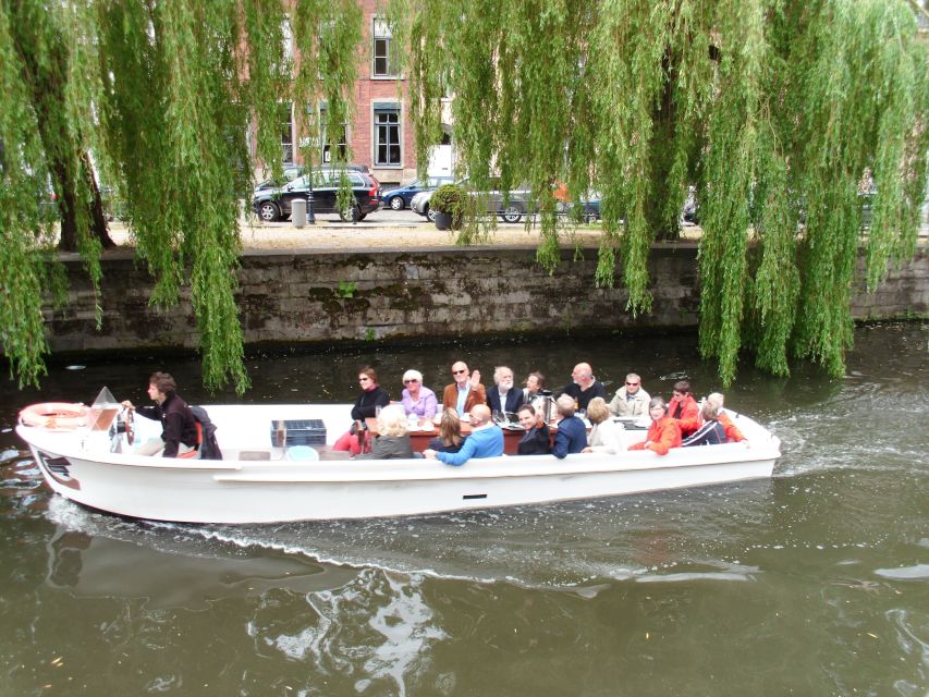 Ghent: 40-Minute Historical Boat Tour of City Center - The Old Fish Market and the route toward the castle