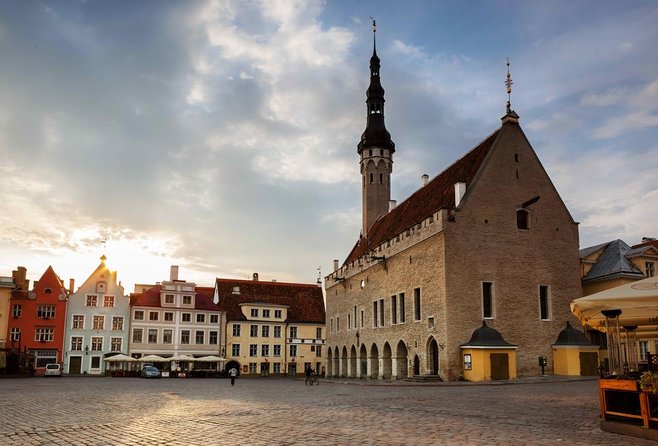 Guided Old Town Tallinn Historical Walking Tour - Key points to know before you book