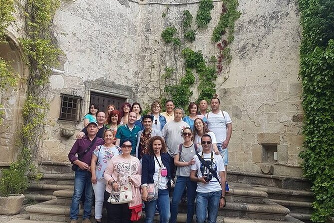 Guided Tour of Historic and Monumental Trujillo - Inside the medieval center, where defense shaped daily life