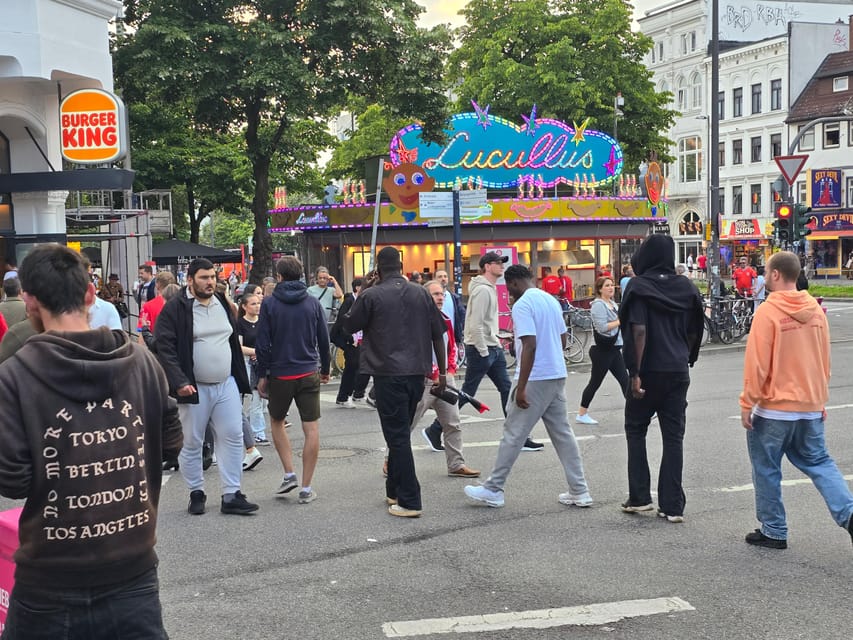 Hamburg: Historical Tour of the St. Pauli Sex Work District - What the two-hour format gives you