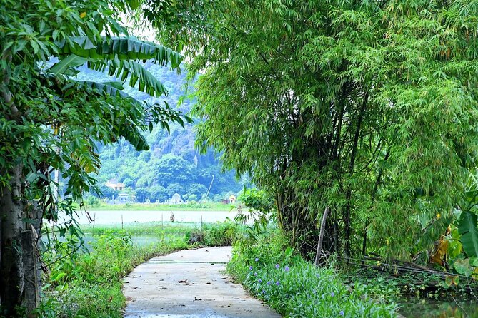 Hanoi Full Day A Private Tour With Mix of History and Activities - Coffee beside Hanoi’s famous railway