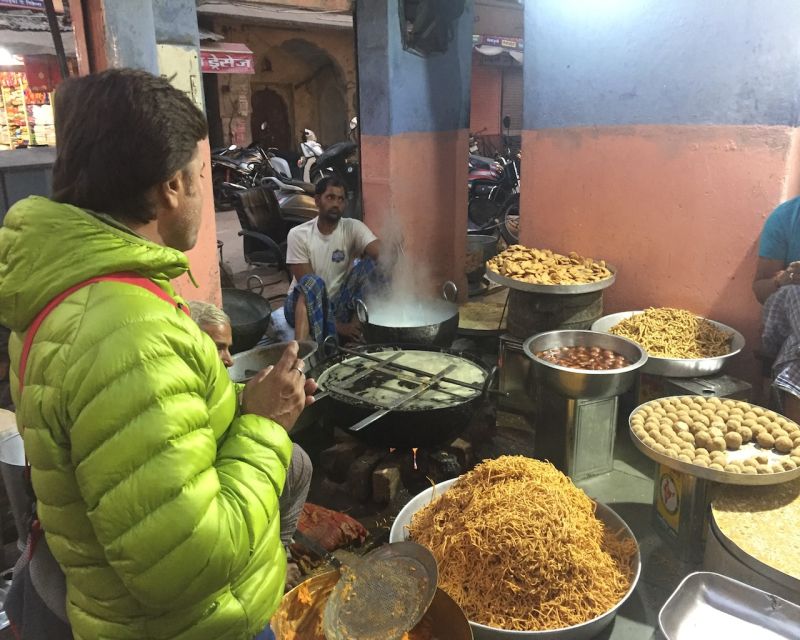 Heritage Walk & Street Food Tasting in Jaipur - Golcha Cinema to Chaura Rasta