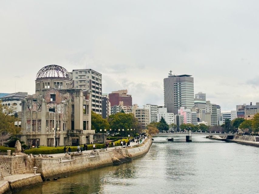 Hiroshima: History of Hiroshima Group Walking Tour - Fifteen quiet minutes at the National Peace Memorial Hall
