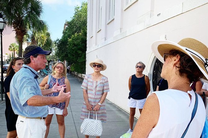 Historic Charleston Guided Sightseeing Walking Tour - The guide makes the biggest difference