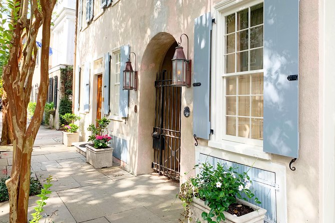 Historic Charleston Guided Sightseeing Walking Tour - Is $30 a good value?