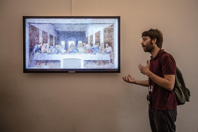 Historic Milan Tour with Skip-the-Line Last Supper Ticket - La Scala and the final stretch