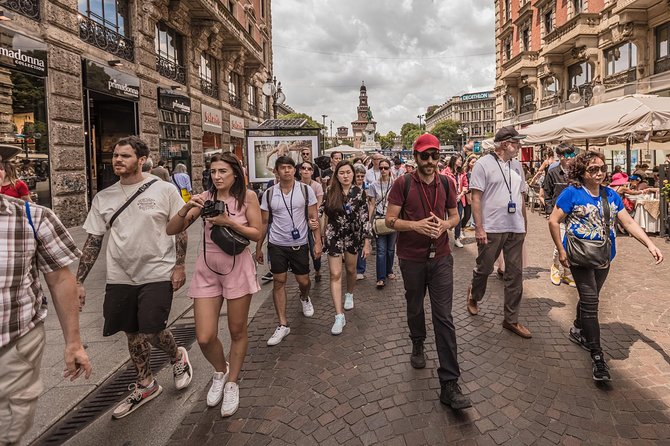 Historic Milan Tour with Skip-the-Line Last Supper Ticket - How much walking and listening to expect