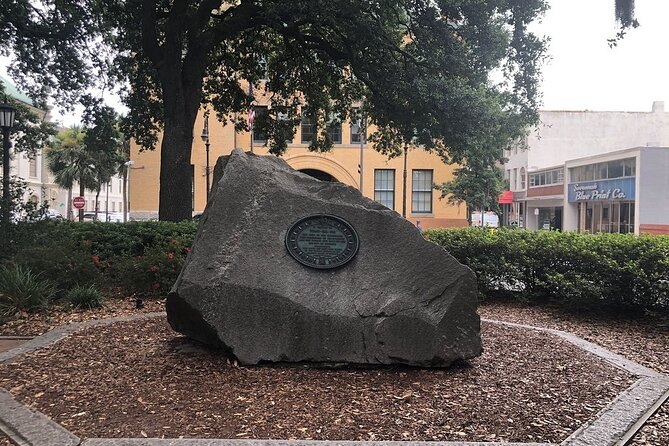 Historic Savannah Guided Walking Tour - Is $30 a fair price for two hours?