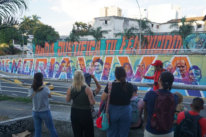 Historical Shared Tour Salsa, Graffiti & Resistance in Cali - Plazoleta Jairo Varela: starting with the composer