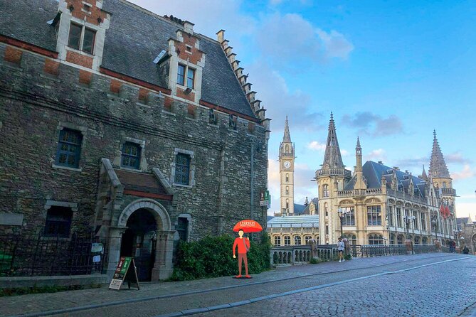 Historical Walking Tour: Legends of Gent - St Veerleplein turns a square into a story