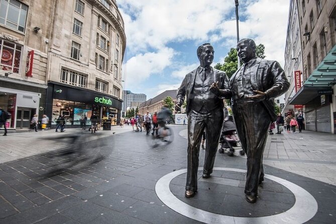 History Guided Tour of Liverpool and the Beatles - Royal Albert Dock and the waterfront museums