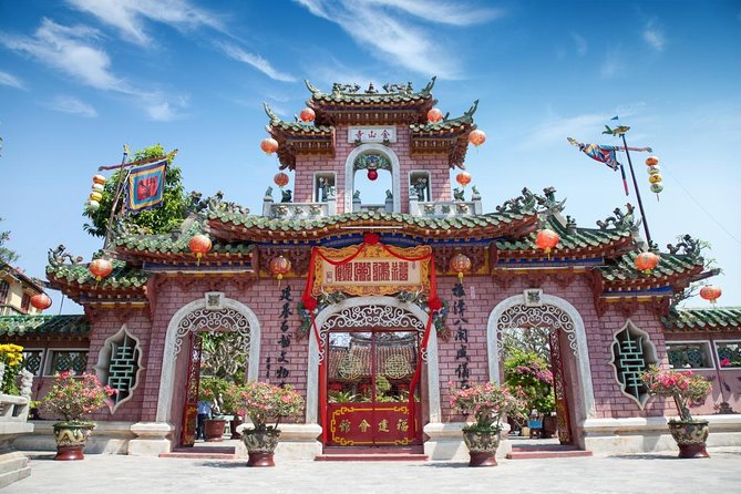 Hoi An Ancient Town Walking Tour with a Local - Why a walking tour fits Hoi An