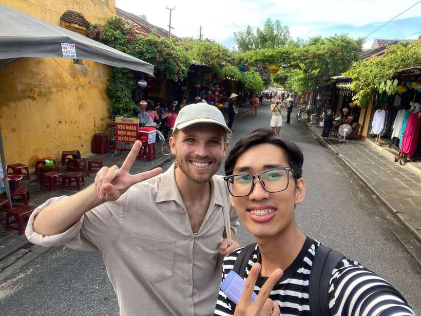 Hoi An Ancient Town - Walking Tour with Local Guide - Ba Mu Temple gate and the first look at Hoi An
