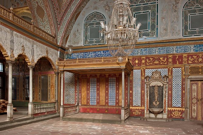 Istanbul Heritage Tour - Incl. Lunch - Hagia Irene and Gülhane Park