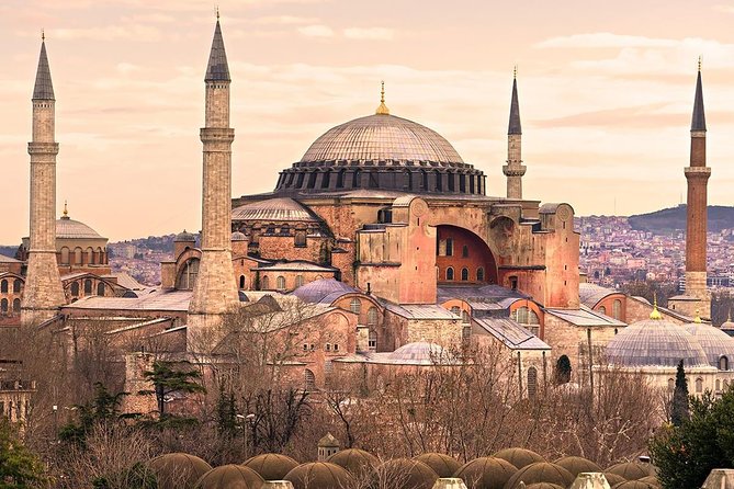 Istanbul Historical Tour with Guide, Lunch and Transfers - Topkapi Palace: the day’s most rewarding interior visit