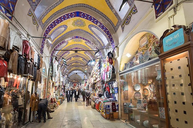 Istanbul Historical Tour with Guide, Lunch and Transfers - Grand Bazaar: browse with your eyes open