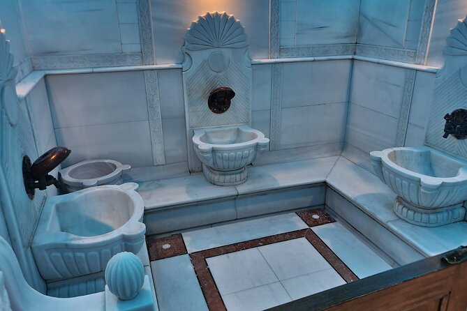 Istanbul : Historical Turkish Bath Experience in Old City - What to wear and what to bring
