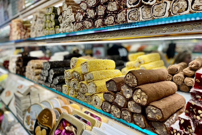 Istanbul Spice Market & Historic Centre Food Tour w/ 10 Tastings - Coffee, mosques, and the streets around Hasırcılar Caddesi