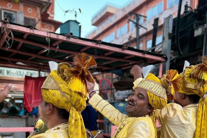 Jaipur Heritage Evening Walk - The Twilight Magic of Pink City - Tripolia Gate and Jaipur’s local markets