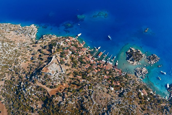 Kas: Kekova Island Sunken City & Historical Sites Boat Tour - Lunch, drinks, and the boat setup