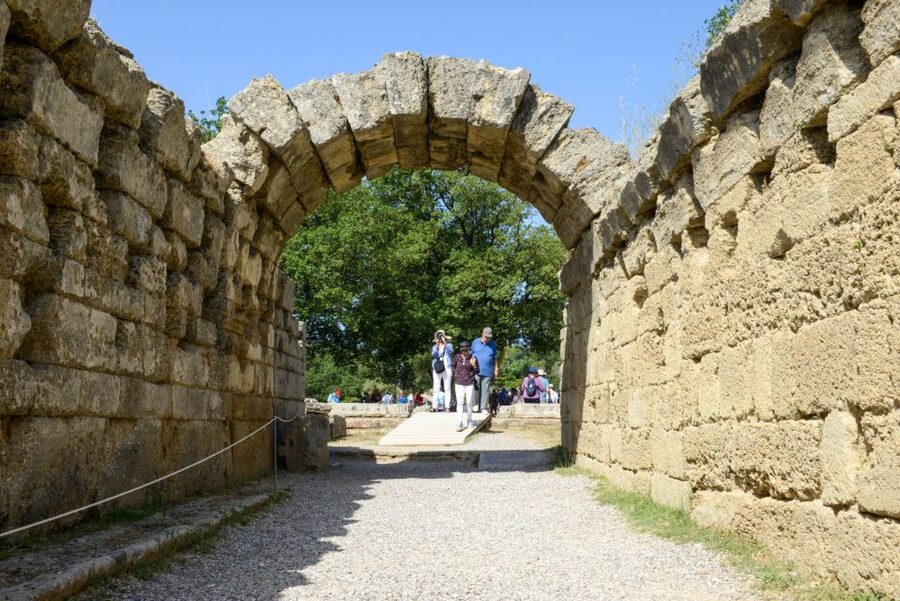 Katakolo: Ancient Olympia and Kourouta Beach Guided Tour - Key points to know before booking