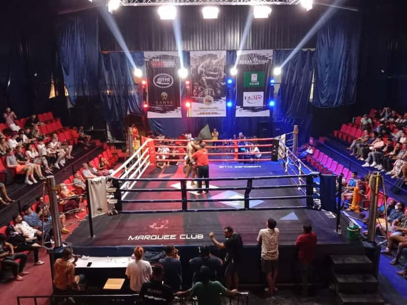 Krabi: Ao Nang Landmark Stadium Muay Thai - Seating: clear views, tight knees