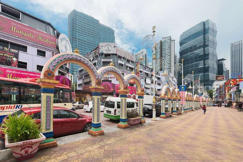 Kuala Lumpur: Batu Caves & Historic Buildings Tour - Little India and Central Market choices