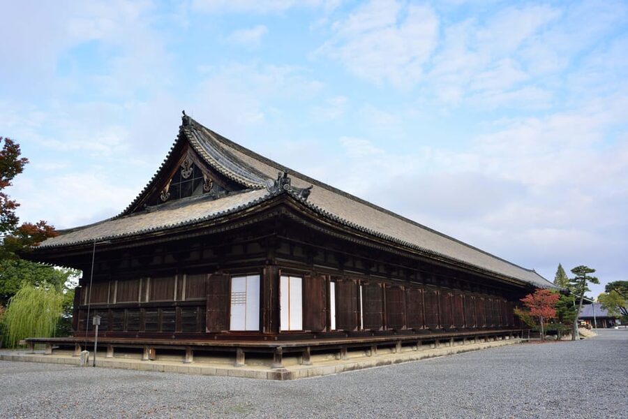 Kyoto: Fushimi Inari, Kinkakuji, Bamboo Grove 1 Day Bus Tour - Kinkaku-ji, Kyoto’s Golden Temple