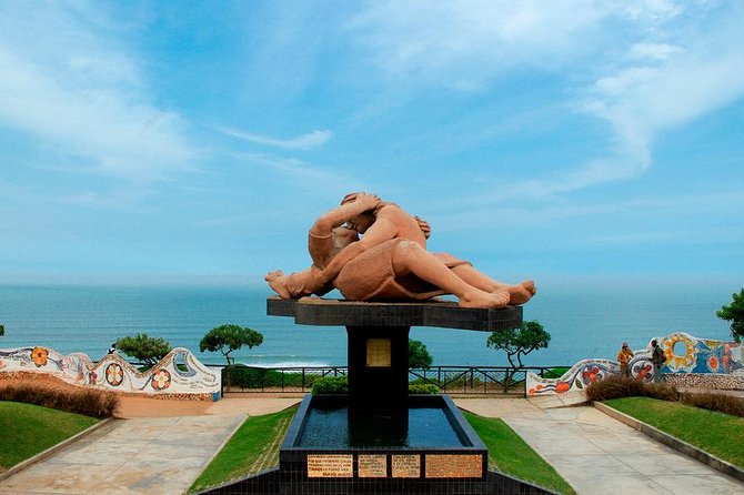 Lima's Vibrant Heritage: Exploring the City's Landmarks Half-day - What the Guide Adds to the Experience