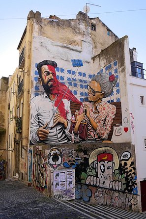 Lisbon Fado History Cultural Walking Tour - Why Mouraria gives this walk its character