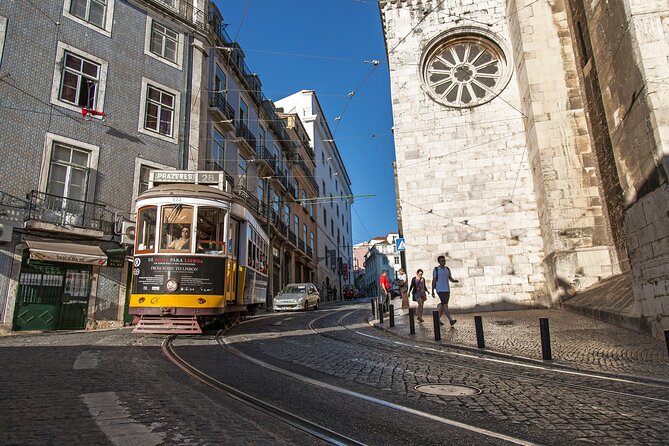 Lisbon Highlights - Private Tour with Van and Local Guide - Belém and the famous custard tart
