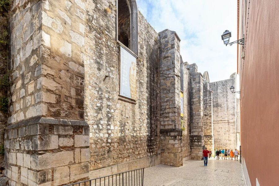 Lisbon: History, Stories and Lifestyle Walking Tour - Portas do Sol and the first look at Alfama