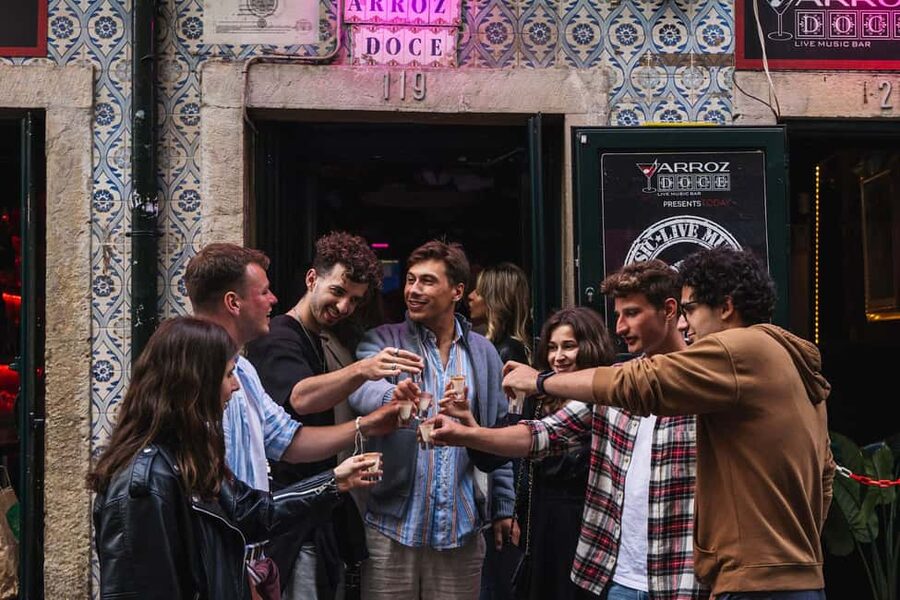 Lisbon: Private Dark History Walking Tour with Drinks - Why the storytelling is the heart of the night