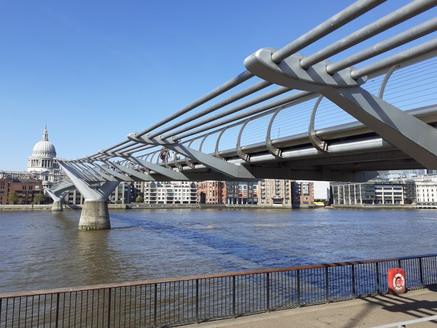 London: Medieval History Walking Tour from The Tower - Why this Thames-side walk works so well
