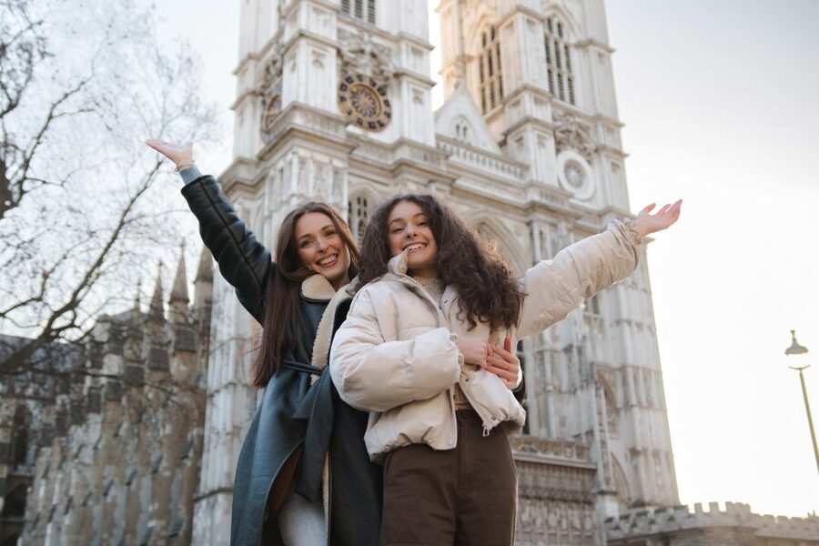 London: Private Landmark Tour with Professional Photographer - Two possible finishing points
