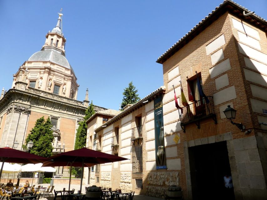 Madrid Historical in French (petit comité & private) - Starting at Puerta Cerrada, where Madrid begins to make sense