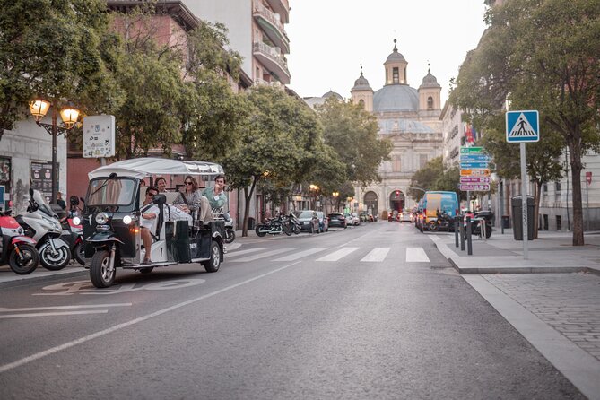 Madrid Historical Tour with Local Guide in Eco Tuk Tuk Private - The Prado and San Jerónimo el Real