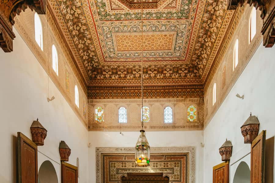 Marrakech: Saadian Tombs & Bahia Palace, Medina Guided Tour - Bahia Palace and its decorated rooms