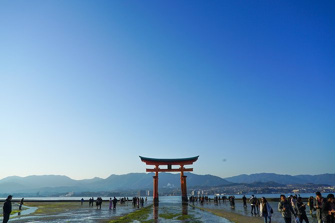 Miyajima Half-day Trip Historical Walking Tour - Why a guide helps on Miyajima