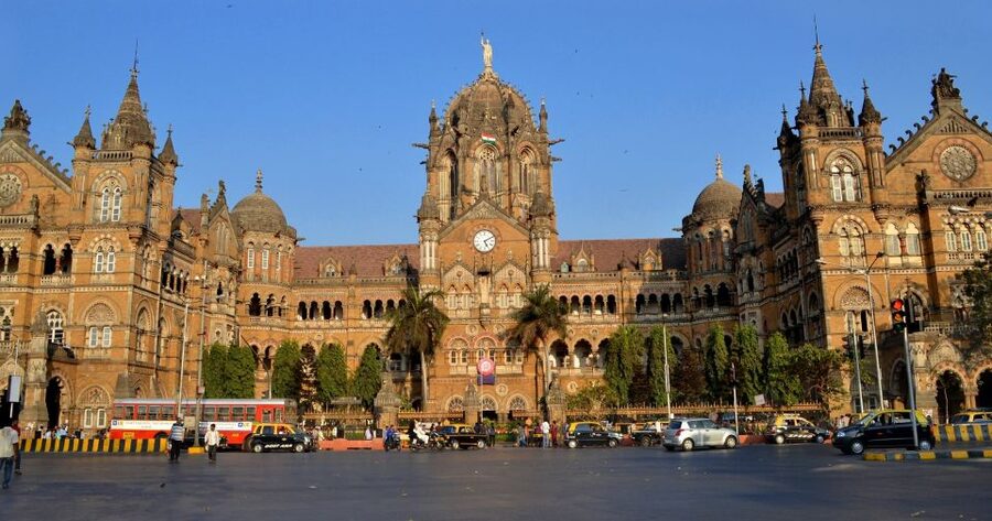 Mumbai: South Mumbai Heritage Walking Guided Tour - Town Hall and the Asiatic Society