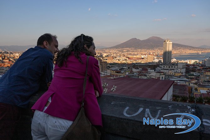Naples Panoramic Walking Tour: From the Hills to the Center - What the guides add to the experience