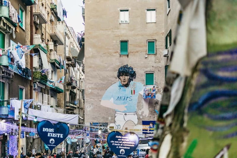 Naples: Street Art & History Tour in the Spanish Quarters - Reading the murals with a local guide
