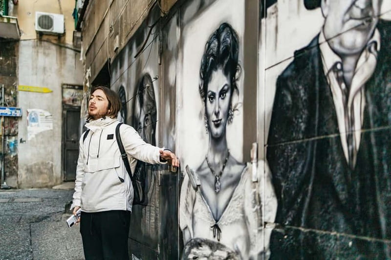 Naples: Street Art & History Tour in the Spanish Quarters - What the guides add to the experience