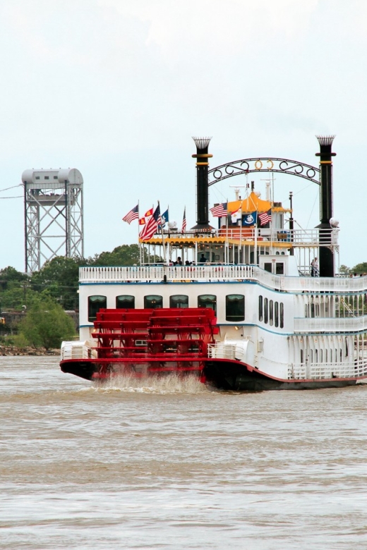 New Orleans: Creole Queen History Cruise with Optional Lunch - Returning along the Mississippi