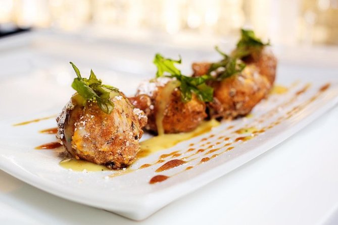 New Orleans Food and History Walking Tour - Hot sauces, seasonings, and the spicy side of Louisiana food