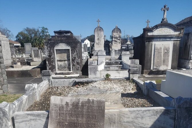 New Orleans Historic Cemetery Walking Tour - Why New Orleans burial customs are the real story